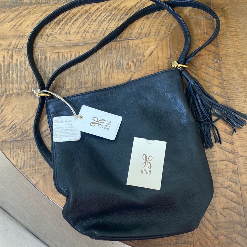 NWT. Convertible Leather HOBO handbag.